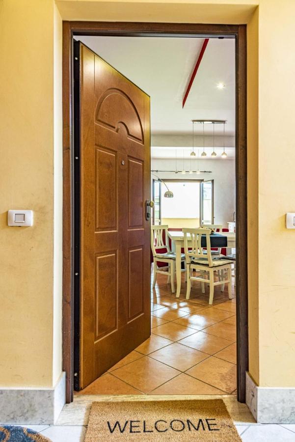 Relax Apartment Ladispoli Exterior foto